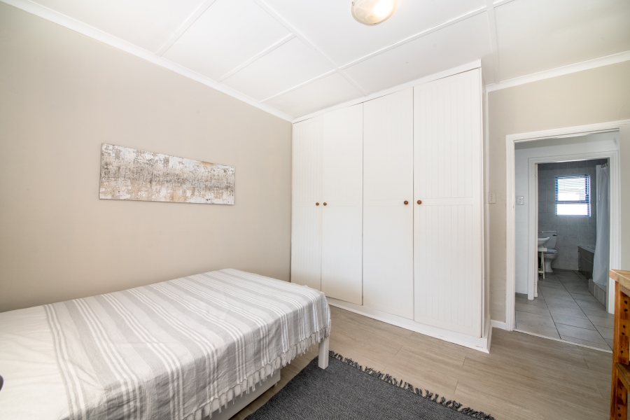5 Bedroom Property for Sale in Bettys Bay Western Cape